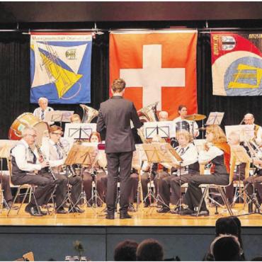 Zwei Jahreskonzerte - Die Musikgesellschaften Oberwil-Lieli und Zufikon spielen bald gemeinsam ihre Jahreskonzerte. Bild: Archiv