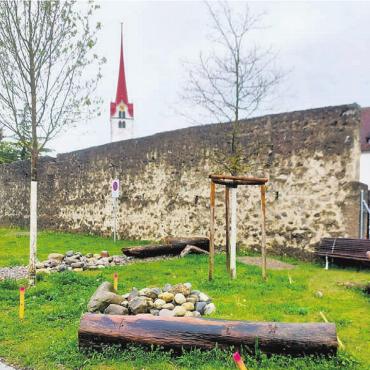 Zurück auf Feld eins - Ein neuer UFC-Standort beim Augraben war bereits ausgesteckt. Nun sistierte der Stadtrat das Projekt aufgrund von Einsprachen wieder. Bilder: Marco Huwyler
