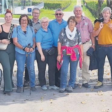 Auf unbekannten Pfaden - Das Laientheater Zufikon entdeckte eine für sie neue Gegend. Bild: zg