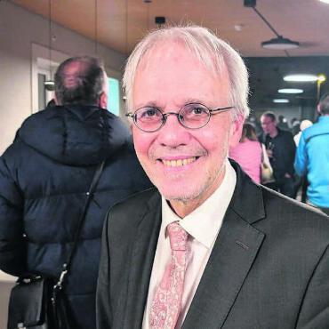 Spielregeln beim Menschsein - Andreas Zünd hat sich vom Freiamt aus zum höchsten Schweizer Richter gemausert. Für einen Vortrag im Bezirkshauptort reiste er aus Strassburg an. Bild: huy