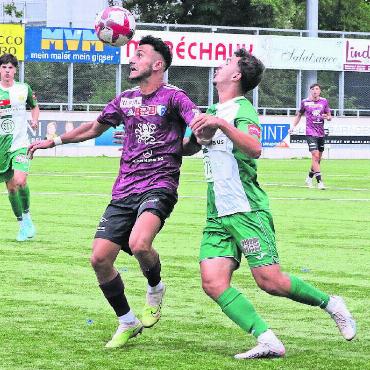 Plötzlich Profi - Kerem Kursun (links) wird den FC Wohlen verlassen. Er erhält einen Profivertrag in der Türkei. Bild: Archiv / jl