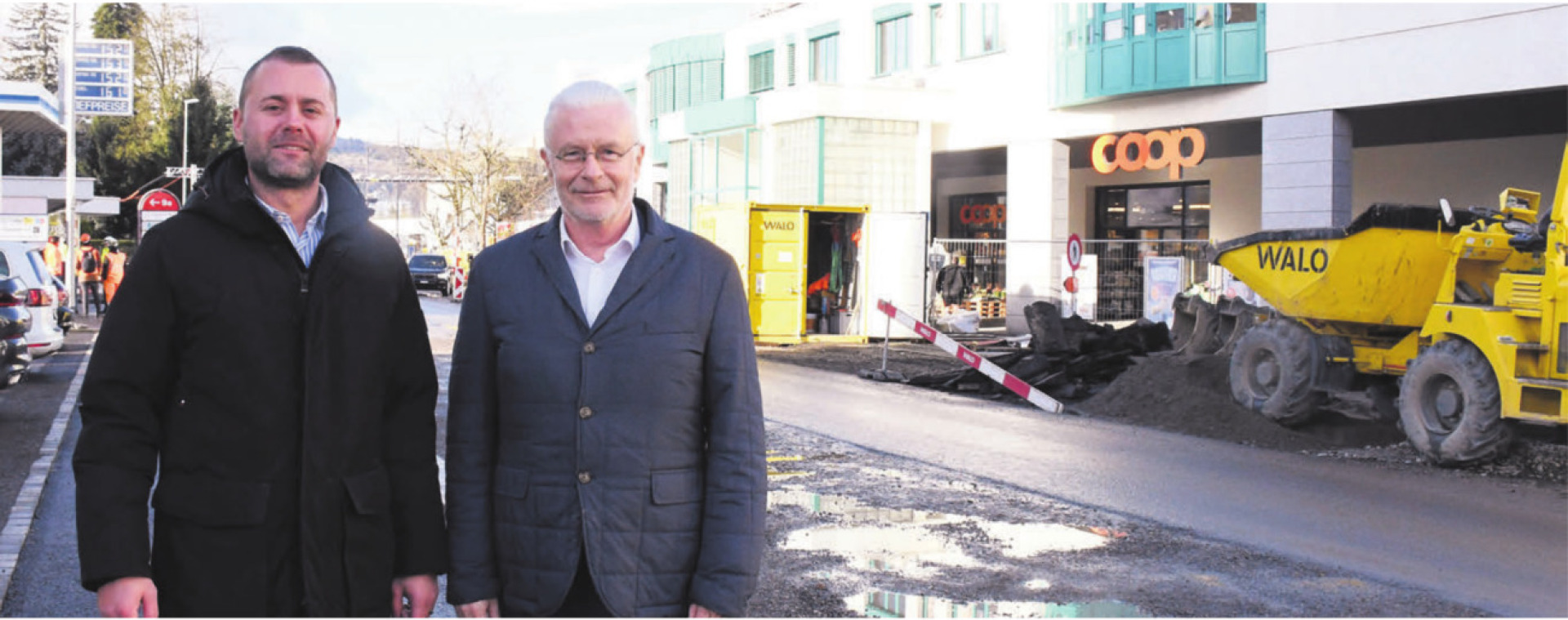 Die Verzögerung der Sanierung der Alten Bahnhofstrasse hat der ibw praktisch in die Hände gespielt, so konnte der neue Wärmeverbund zusammen mit den Strassenarbeiten realisiert werden: Projekleiter Drilon Bajrami und ibw-Geschäftsleiter Peter Lehmann. Bilder: Daniel Marti - Das Bild wird blockiert. – Möglicherweise durch einen aktiven Adblocker.