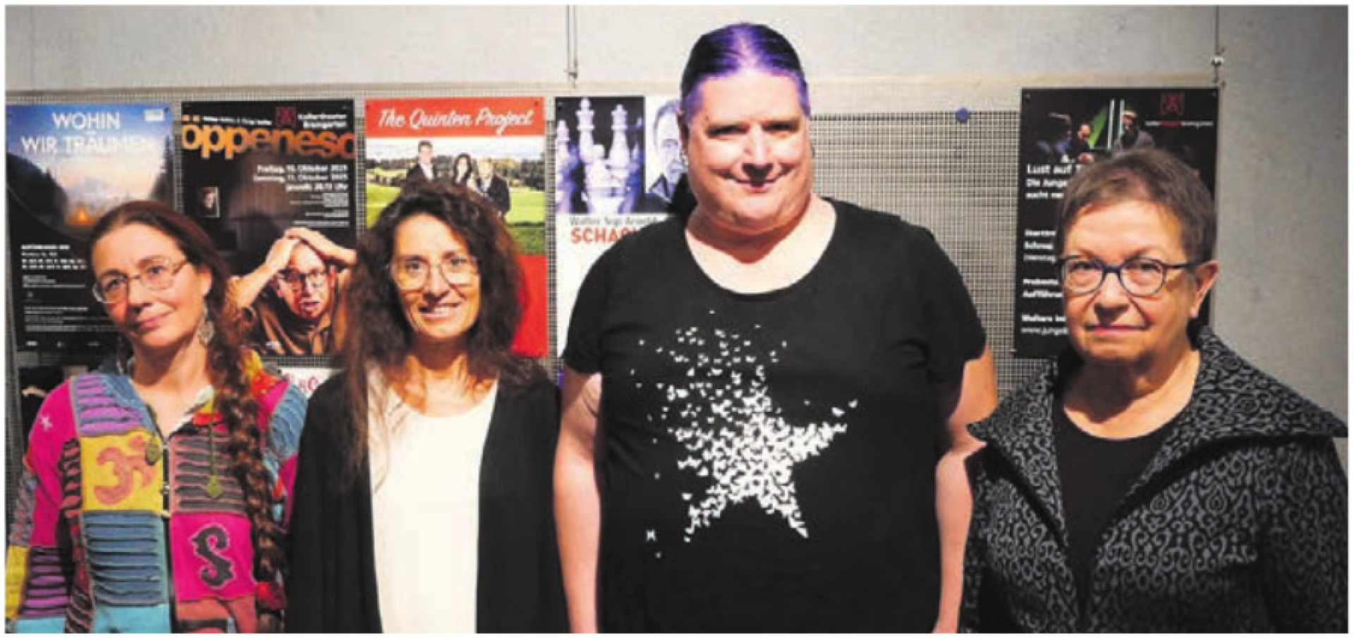 Bigi Stutz, Grazia Giampa, Patrick Honegger und Heidi Ehrensperger (von links) stellen die Gastspiele der neuen Spielzeit vor. Bild: vb - Das Bild wird blockiert. – Möglicherweise durch einen aktiven Adblocker.