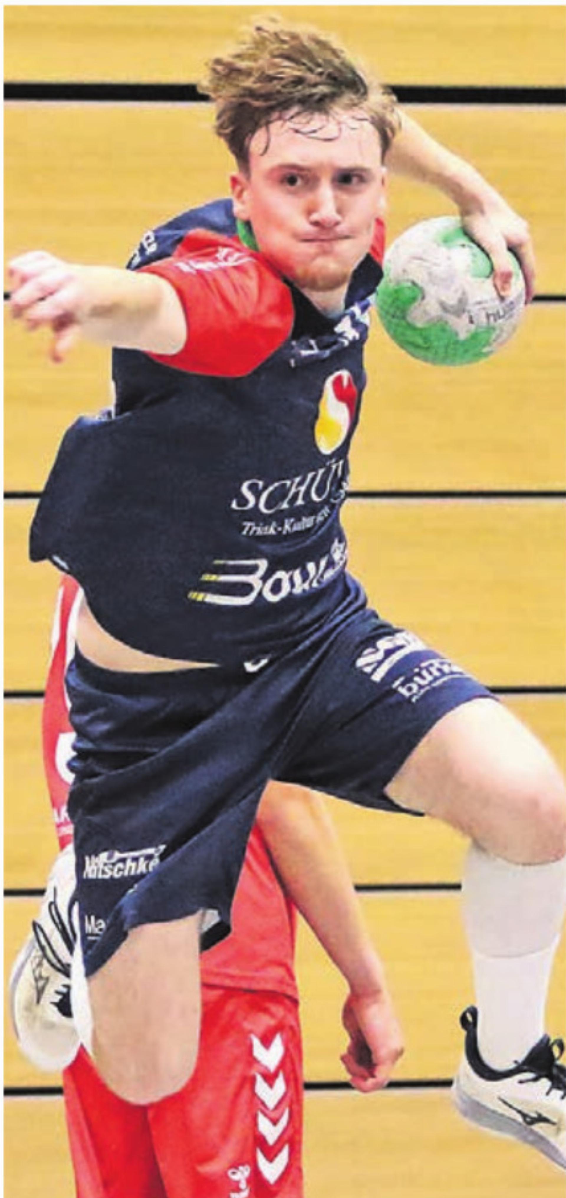 Samuel Scheiwiller (SG Wohlen Mutschellen) beim Abschluss. Bild: jg - Das Bild wird blockiert. – Möglicherweise durch einen aktiven Adblocker.