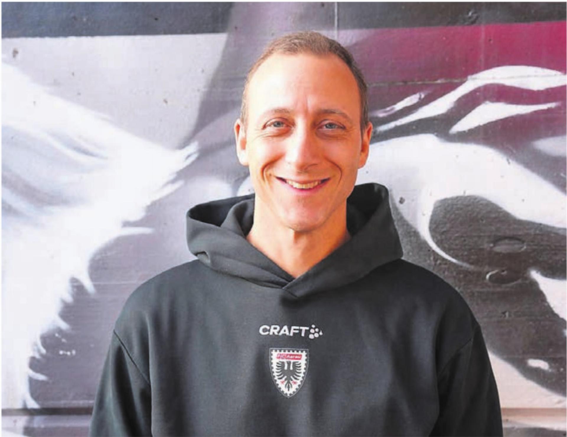 Von «blue Sport» zum FC Aarau: der Freiämter Gianni Wyler. Bild: zg - Das Bild wird blockiert. – Möglicherweise durch einen aktiven Adblocker.