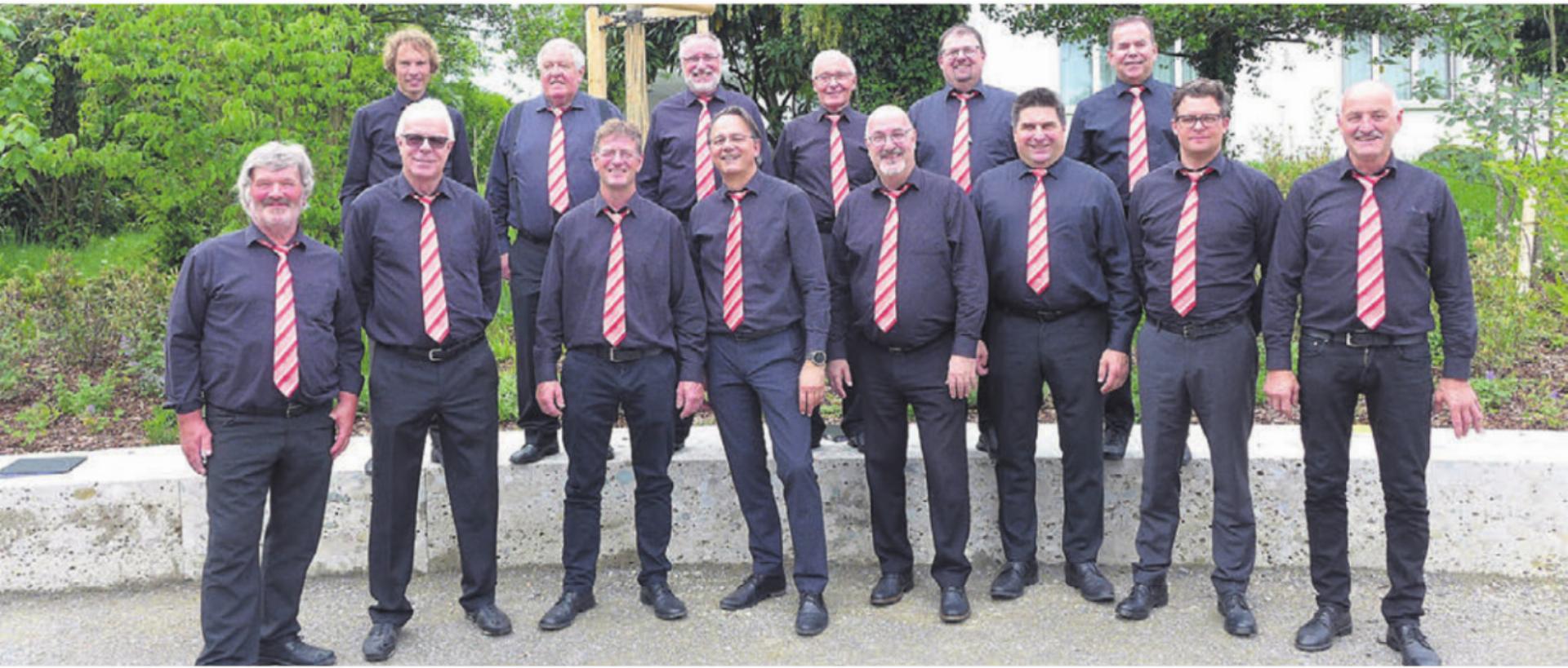 Die Männerchor-Mitglieder freuen sich auf einen gemütlichen und unterhaltsamen Abend. Bild: zg - Das Bild wird blockiert. – Möglicherweise durch einen aktiven Adblocker.