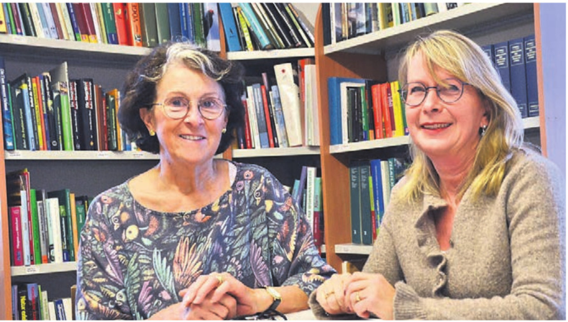 Rosmarie Groux (links) und Karin Koch Wick, neue Präsidentin der Stiftung Reusstal. Bild: tst - Das Bild wird blockiert. – Möglicherweise durch einen aktiven Adblocker.