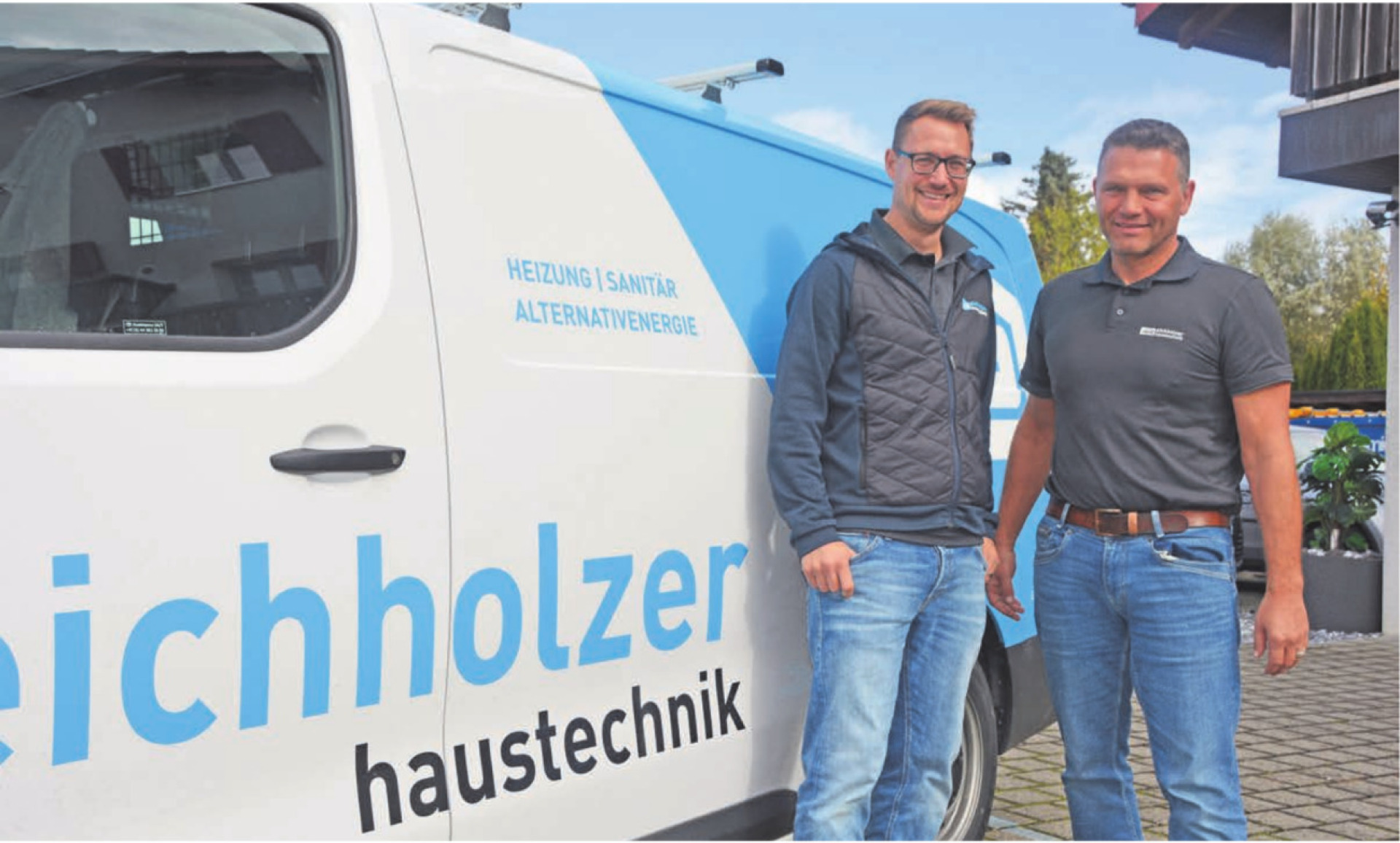 Peter Iten (rechts) und Marcel Duc sind sich einig: Der Wechsel zu erneuerbaren Heizsystemen ist eine wichtige Entscheidung für die Zukunft. Wer frühzeitig plant und auf die richtige Beratung setzt, trifft langfristig die beste Wahl.Bilder: Sabrina Salm / zg - Das Bild wird blockiert. – Möglicherweise durch einen aktiven Adblocker.