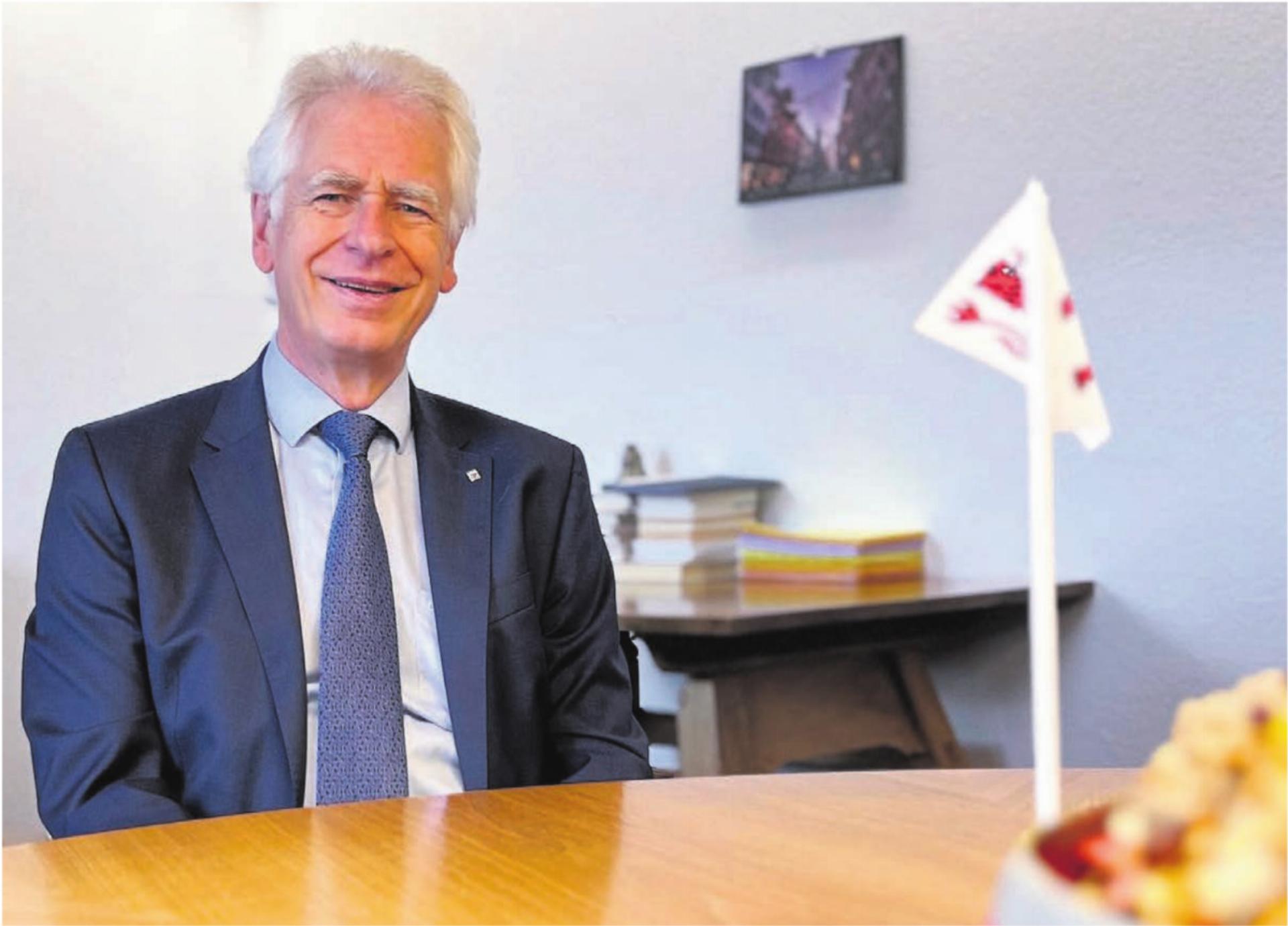 Stadtammann Raymond Tellenbach prägte das Städtli wie kein Zweiter. Er blickt zurück auf aufregende, intensive und spannende 19 Jahre in der Bremgarter Exekutivpolitik. Es sei ein Abschied 
mit Wehmut – und Dankbarkeit.
Bild: Sabrina Salm - Das Bild wird blockiert. – Möglicherweise durch einen aktiven Adblocker.