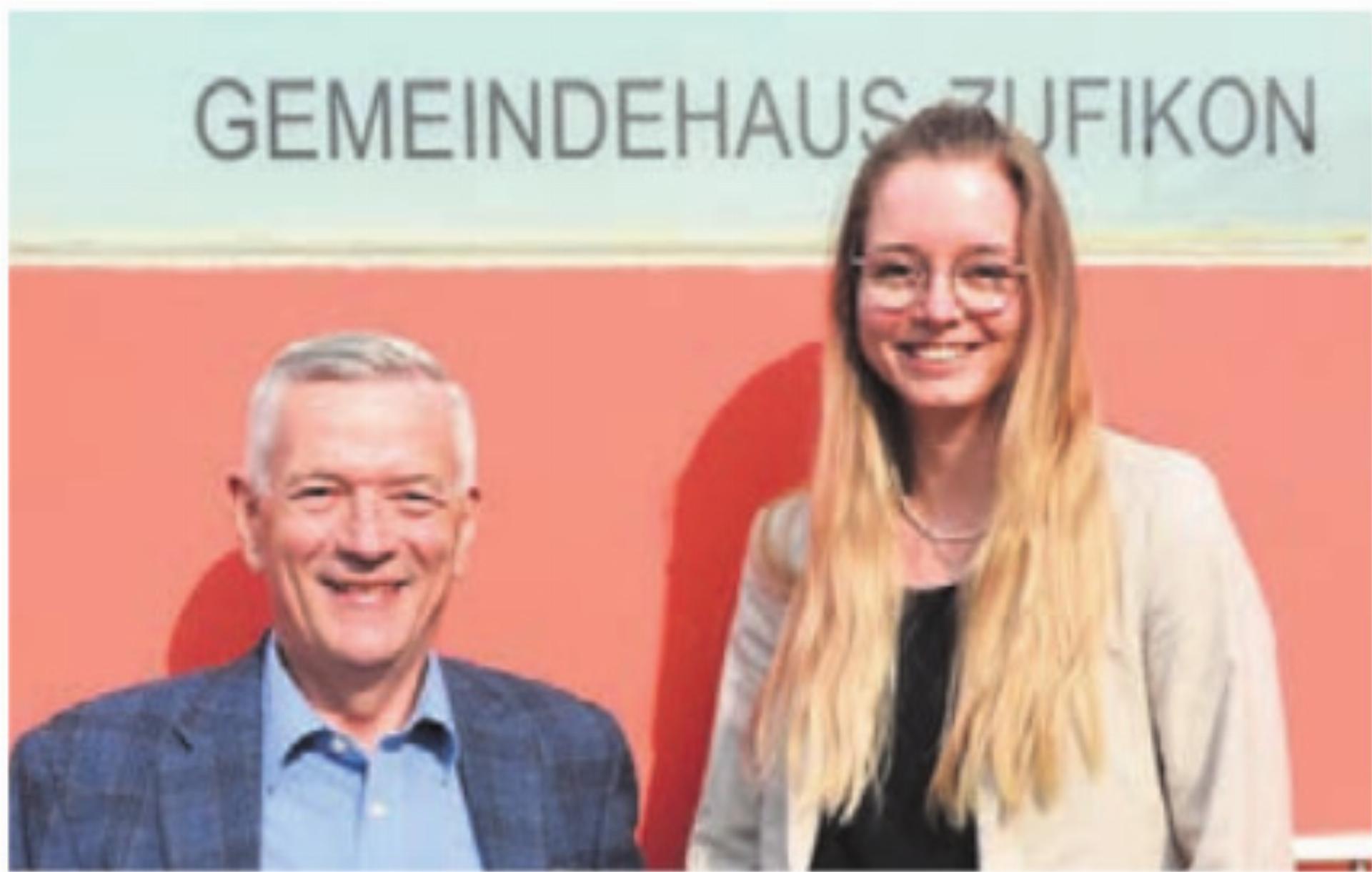 Gemeindeammann Daniel Stark und Leiterin Finanzen Viola Staubli. Bild: rwi - Das Bild wird blockiert. – Möglicherweise durch einen aktiven Adblocker.