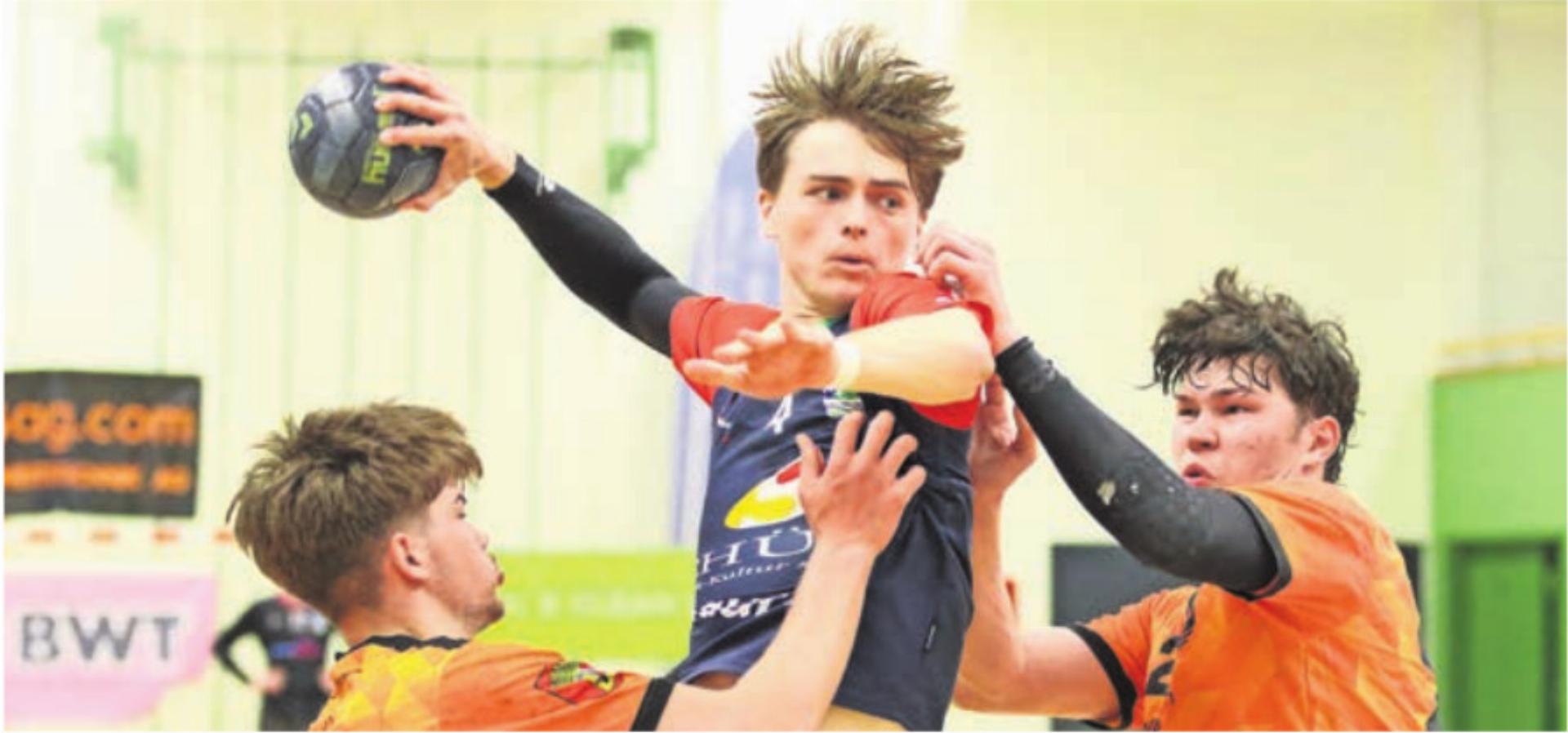 Noah Ihle (Mitte) von der SG Wohlen Mutschellen. Bild: Jan Gelpke - Das Bild wird blockiert. – Möglicherweise durch einen aktiven Adblocker.