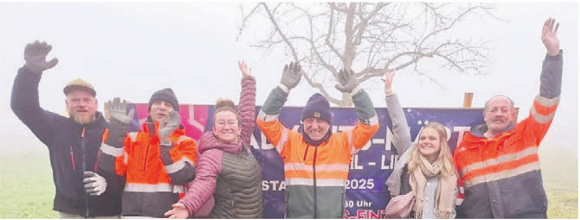 Die Verantwortlichen setzen sich für einen besinnlichen Advänts-Märt ein. Bild: zg - Das Bild wird blockiert. – Möglicherweise durch einen aktiven Adblocker.