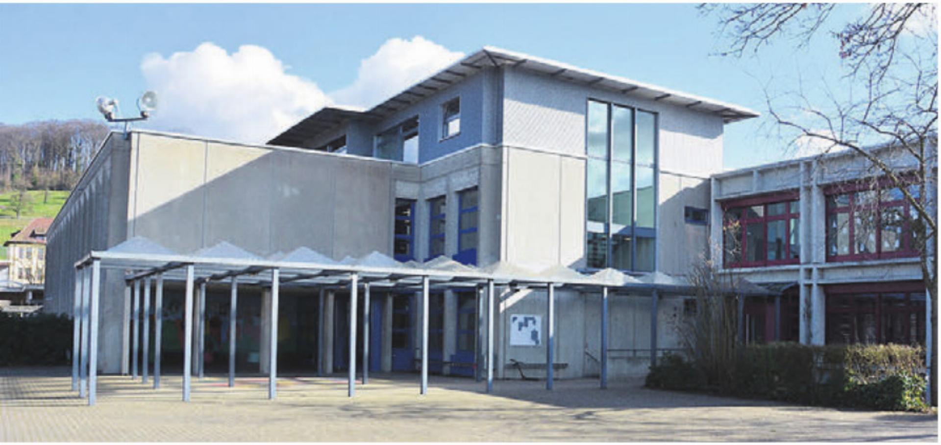 Insbesondere auf der Schulanlage findet Vandalismus statt. Bild: Archiv - Das Bild wird blockiert. – Möglicherweise durch einen aktiven Adblocker.