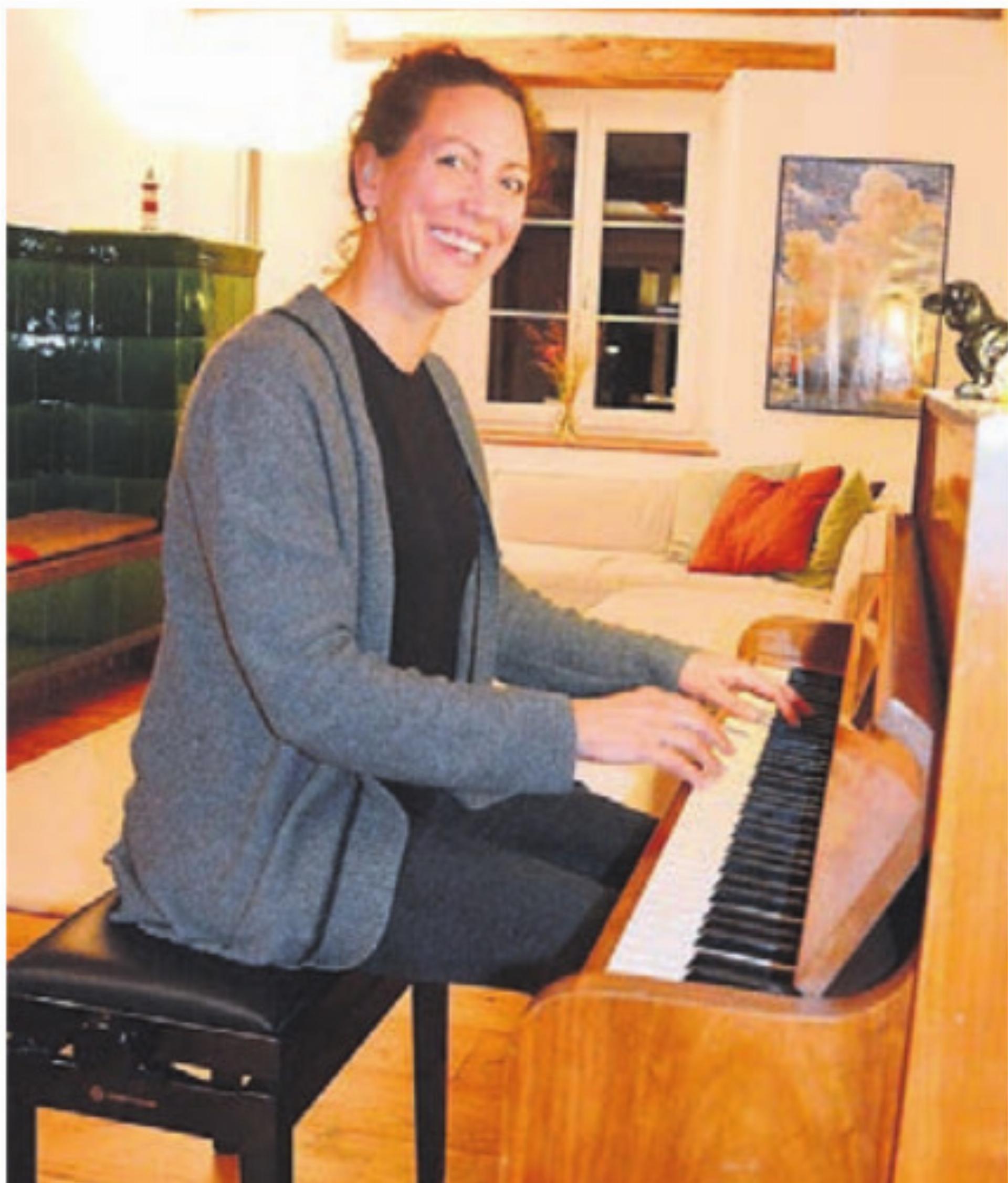 Karin Hebeisen sammelt und vertont lokale Geschichten. Bild: rwi - Das Bild wird blockiert. – Möglicherweise durch einen aktiven Adblocker.