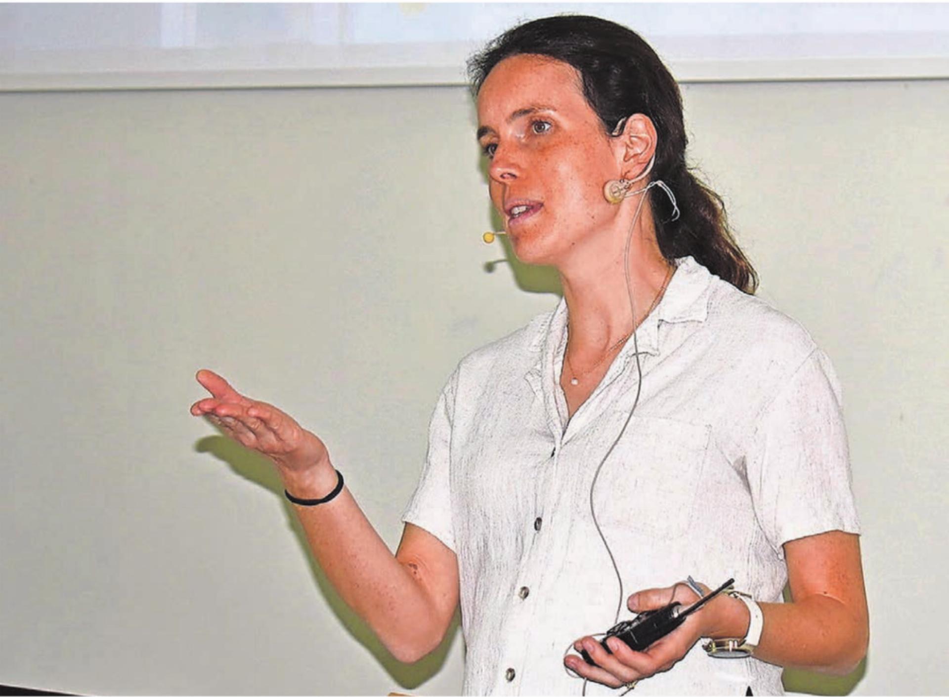 Schlafexpertin Juliette Fuchs gab Tipps, wie man den Schlaf mit einfachen Vorkehrungen verbessern kann. Bild: zg - Das Bild wird blockiert. – Möglicherweise durch einen aktiven Adblocker.