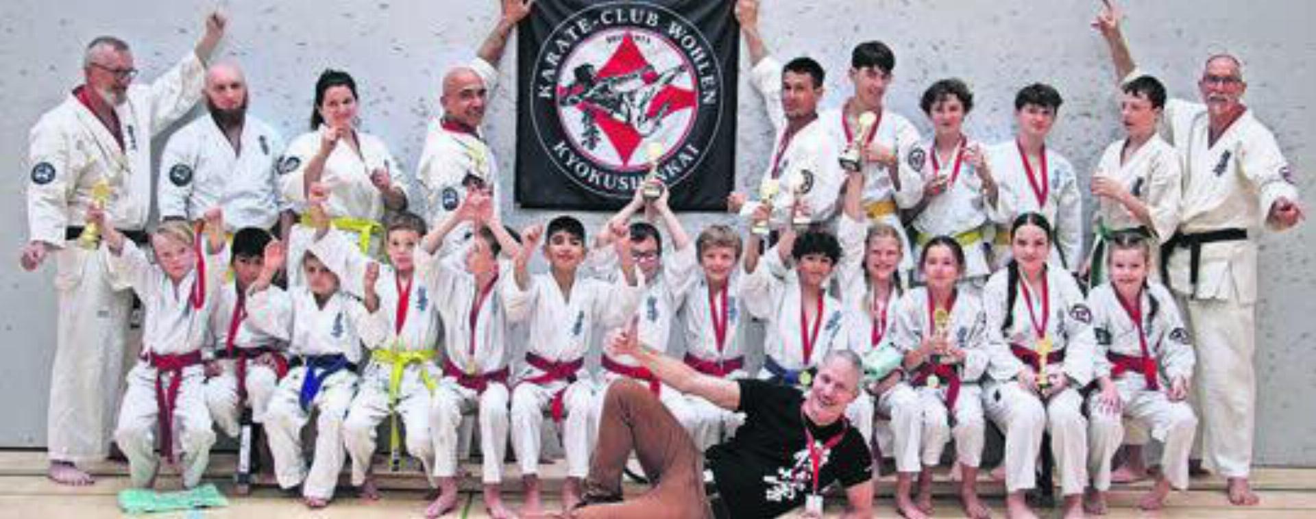 Die Delegation des Karate-Clubs Wohlen am 2. Seishin-Cup in Seuzach. Bild: zg