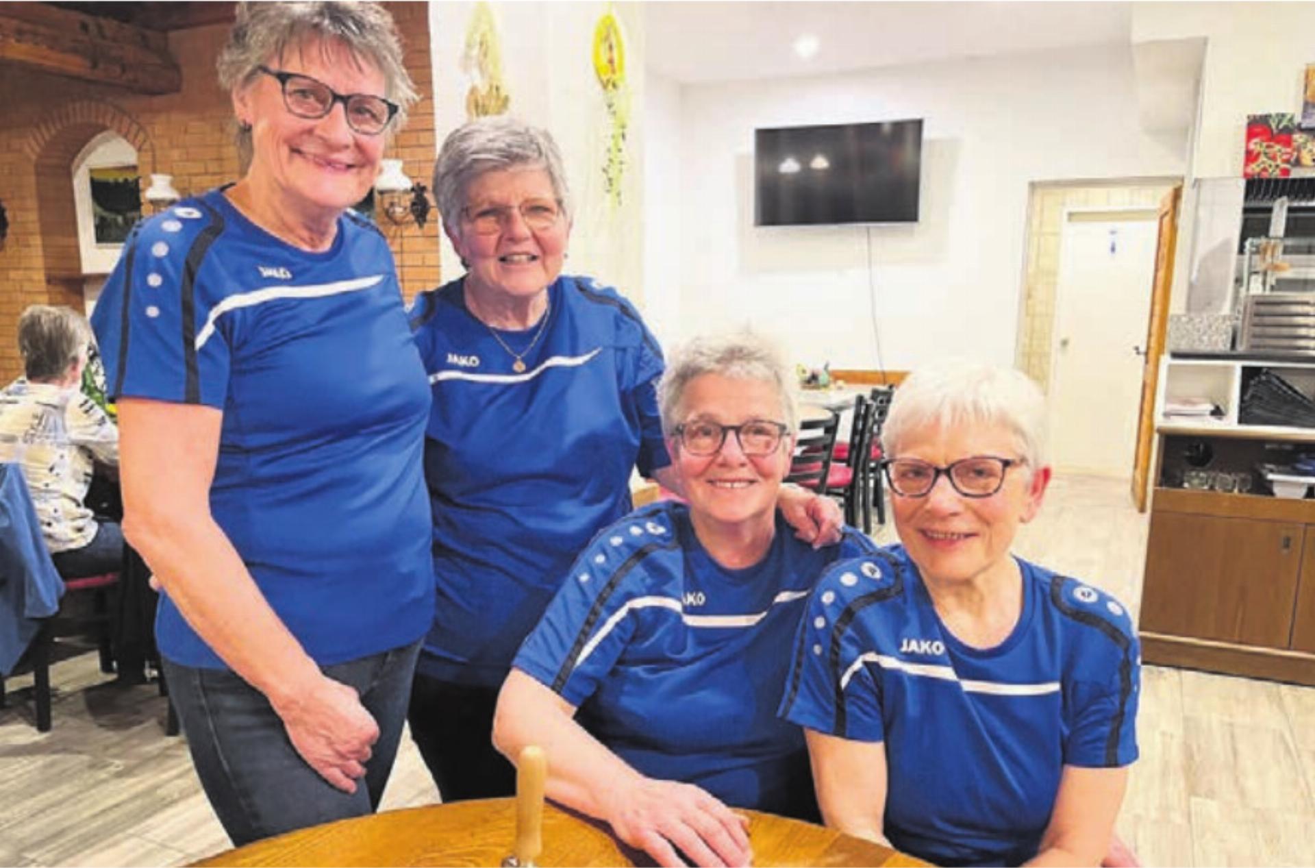 Der Vorstand des FTV präsentiert sich unverändert (von links): Judith Hufschmid, Jolanda Schmid, Rosmarie Bachmann und Rita Wietlisbach. Bild: zg - Das Bild wird blockiert. – Möglicherweise durch einen aktiven Adblocker.