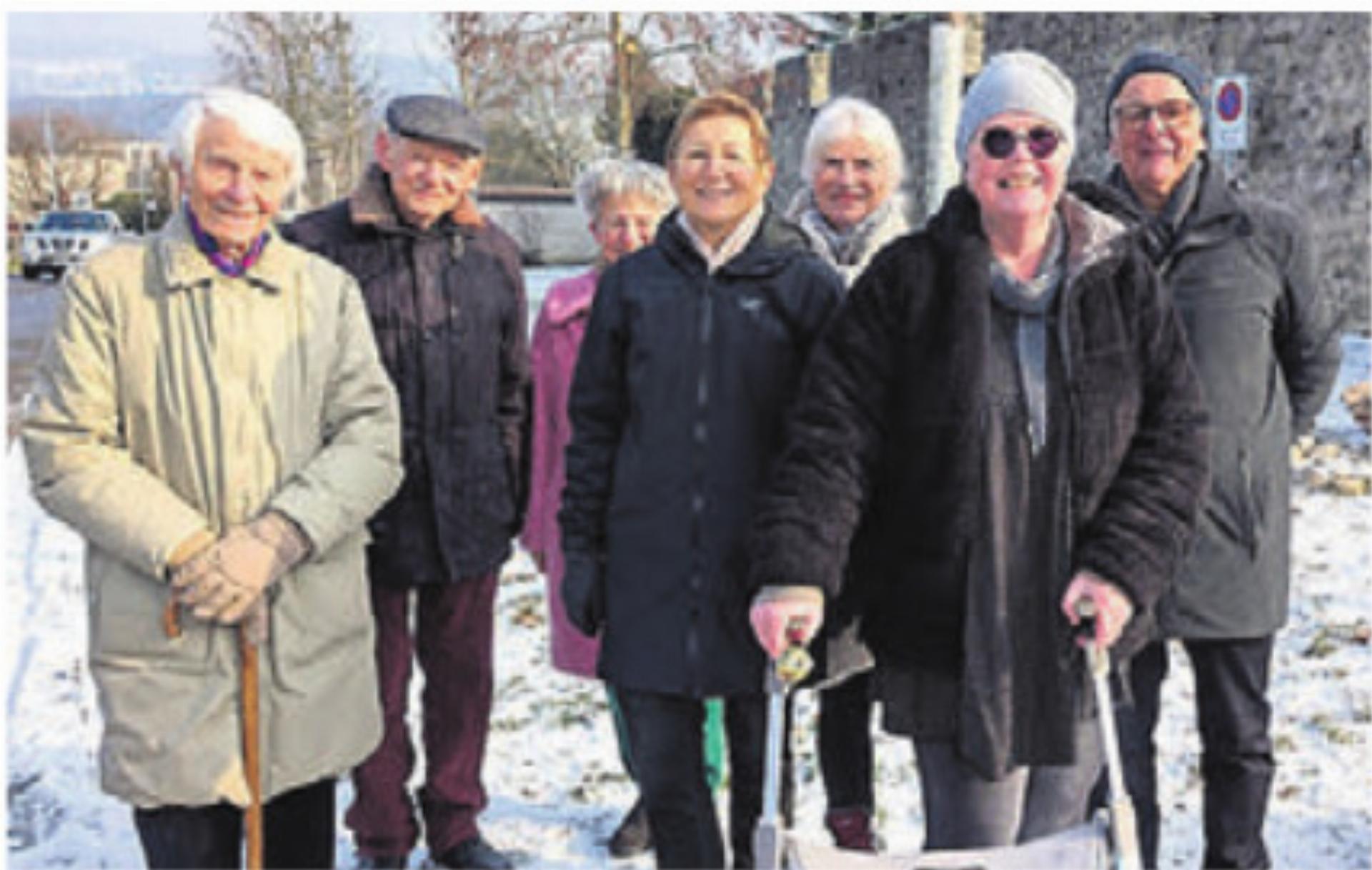 Glückliche Unterstädter freuen sich über die Müllabfuhr. Bild: huy - Das Bild wird blockiert. – Möglicherweise durch einen aktiven Adblocker.