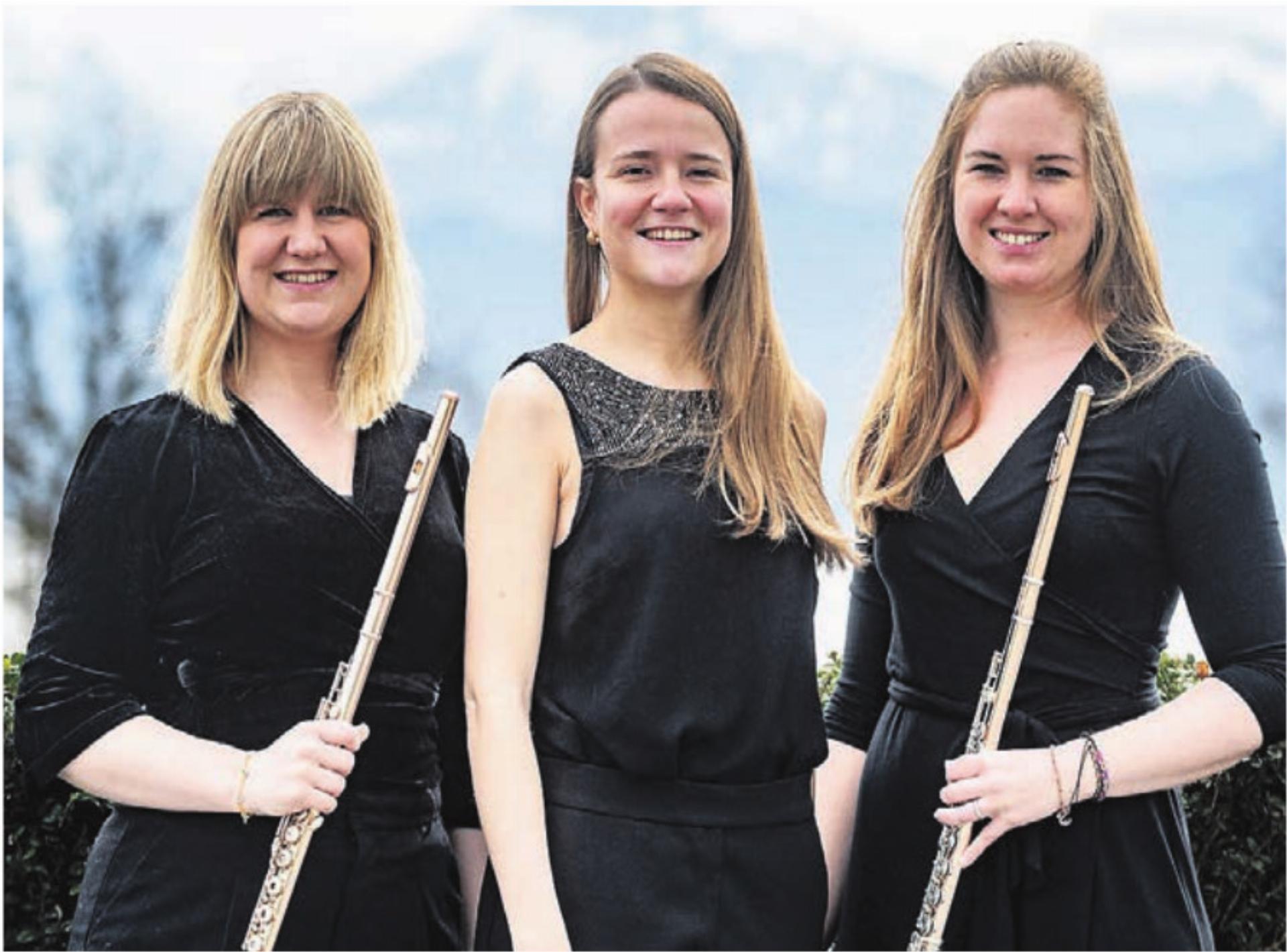 Das Trio «Note à Note» besteht aus Magdalena Zwahlen, Sharon Mazzoletti und Livia Gučanin. Bild pd: - Das Bild wird blockiert. – Möglicherweise durch einen aktiven Adblocker.