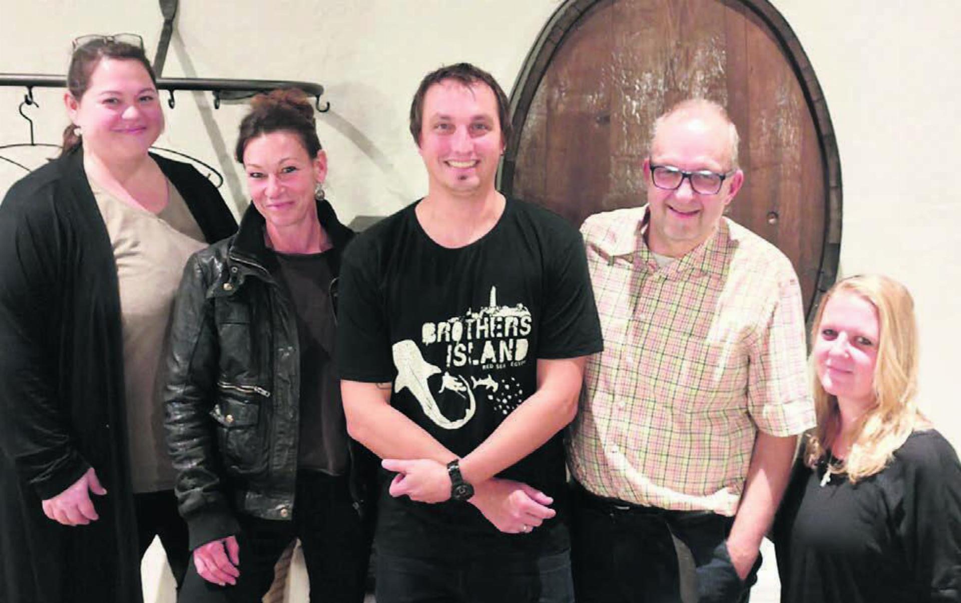 Das Konzeptteam (v. l.): Claudia Brand (Finanzen), Simone Meier (Grafik), Sebastian Hampl (FAB-Präsident), Ralph Nikolaiski (City-Manager), Rita Vogt (wichtigste Frau im Hintergrund). Bild: zg