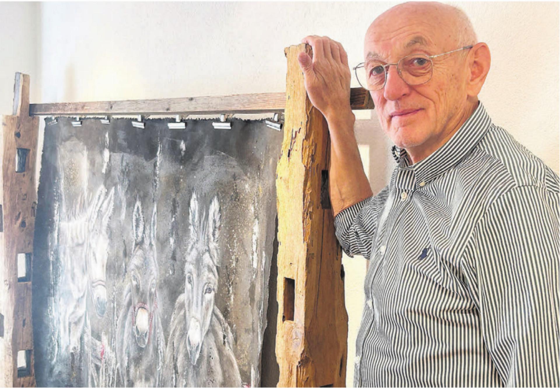 Pius Fischbach freut sich darauf, dass die Appenzeller Künstlerin Carmela Inauen erneut in seiner Galerie am Bogen ihre Werke ausstellt. Zu sehen sind auch neue Sujets wie etwa das mit den Eseln. Bild: Sabrina Salm - Das Bild wird blockiert. – Möglicherweise durch einen aktiven Adblocker.