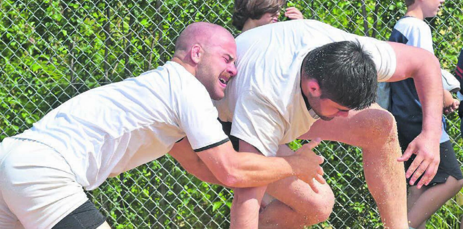 Joel Meier (links, aus Niederwil) und Vorjahressieger Jeremy Vollenweider. Hier im Duell 2024. Bild: wr