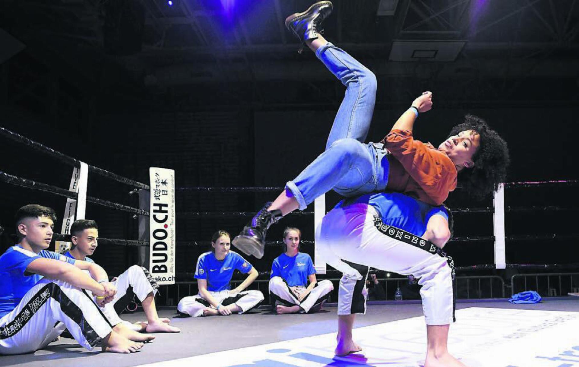 Kampfsport und eine coole Show will Kickboxing Wohlen dem Publikum bieten. Bild: awa/Archiv