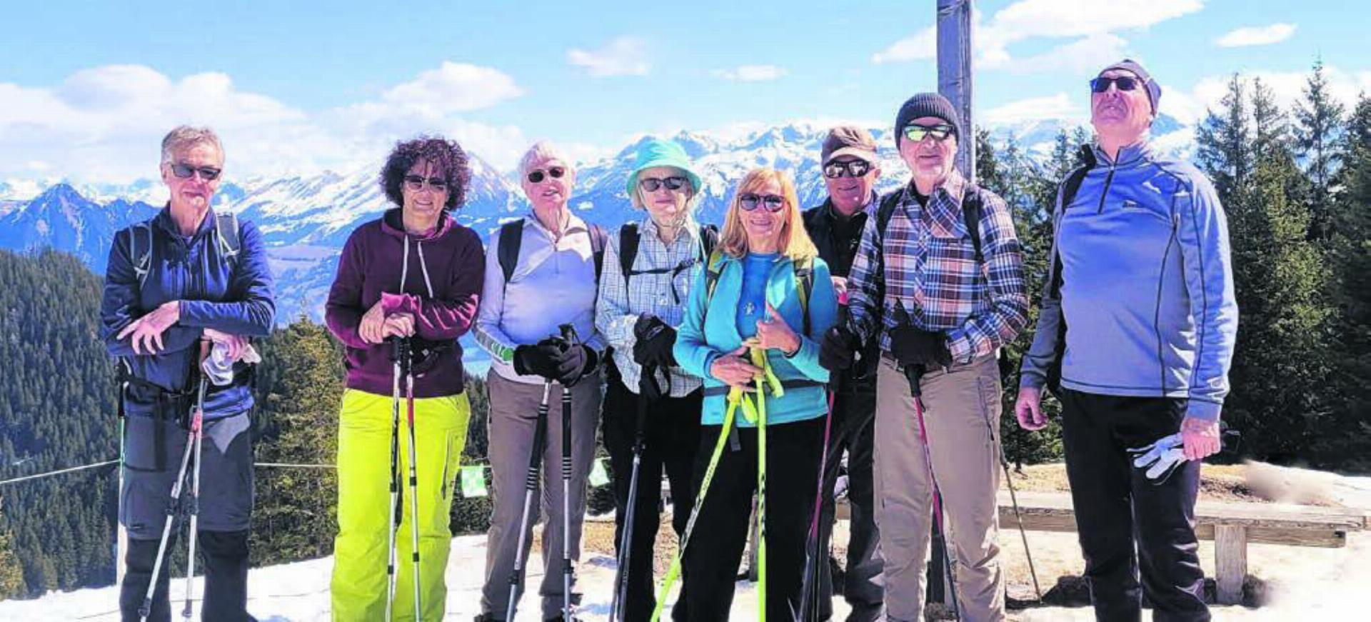 Die Turngruppe Zufikon genoss das grandios sonnige Wetter. Bild: zg
