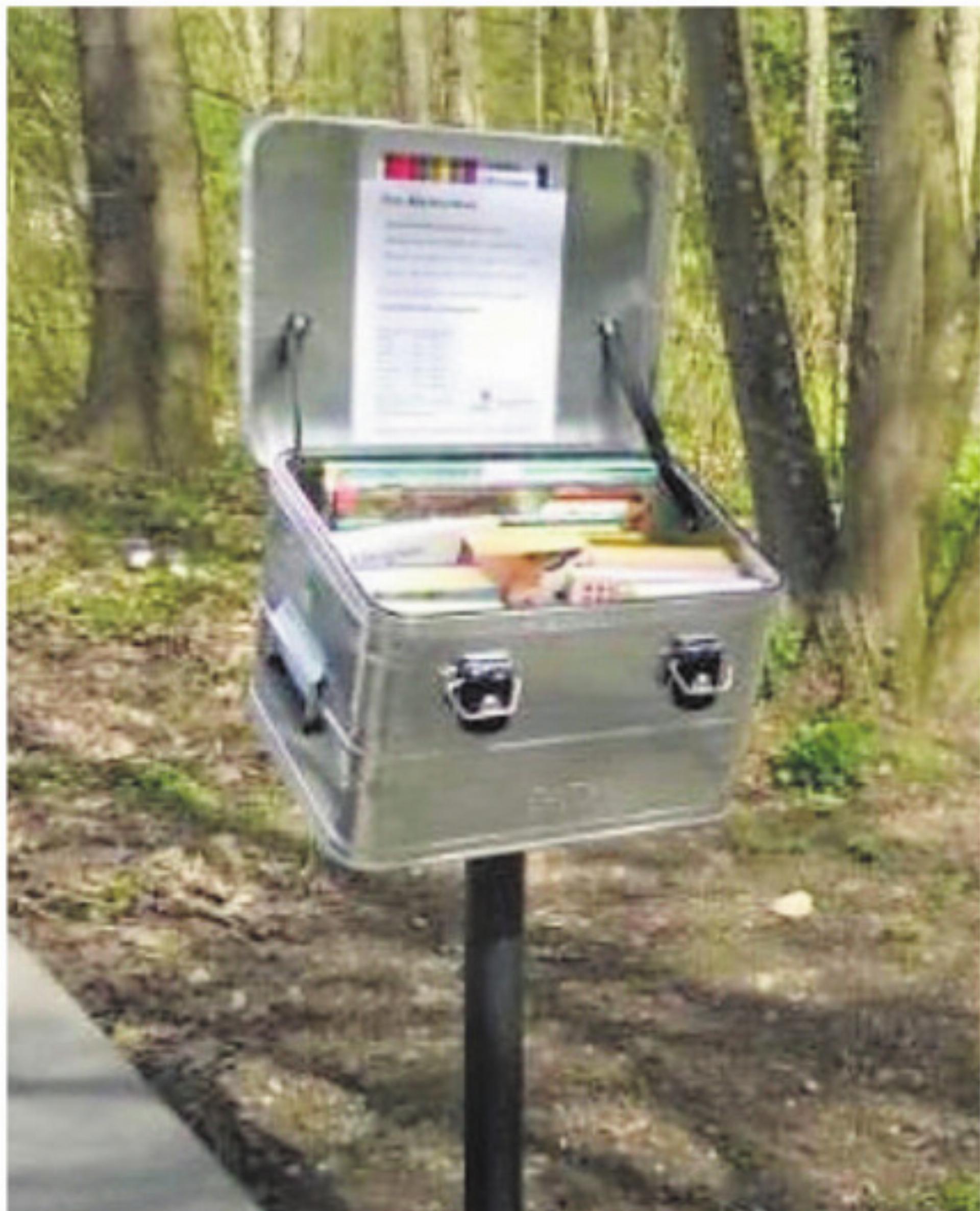 Die Bückerboxen der Stadtbibliothek sind wieder im Einsatz. Bild: sk - Das Bild wird blockiert. – Möglicherweise durch einen aktiven Adblocker.