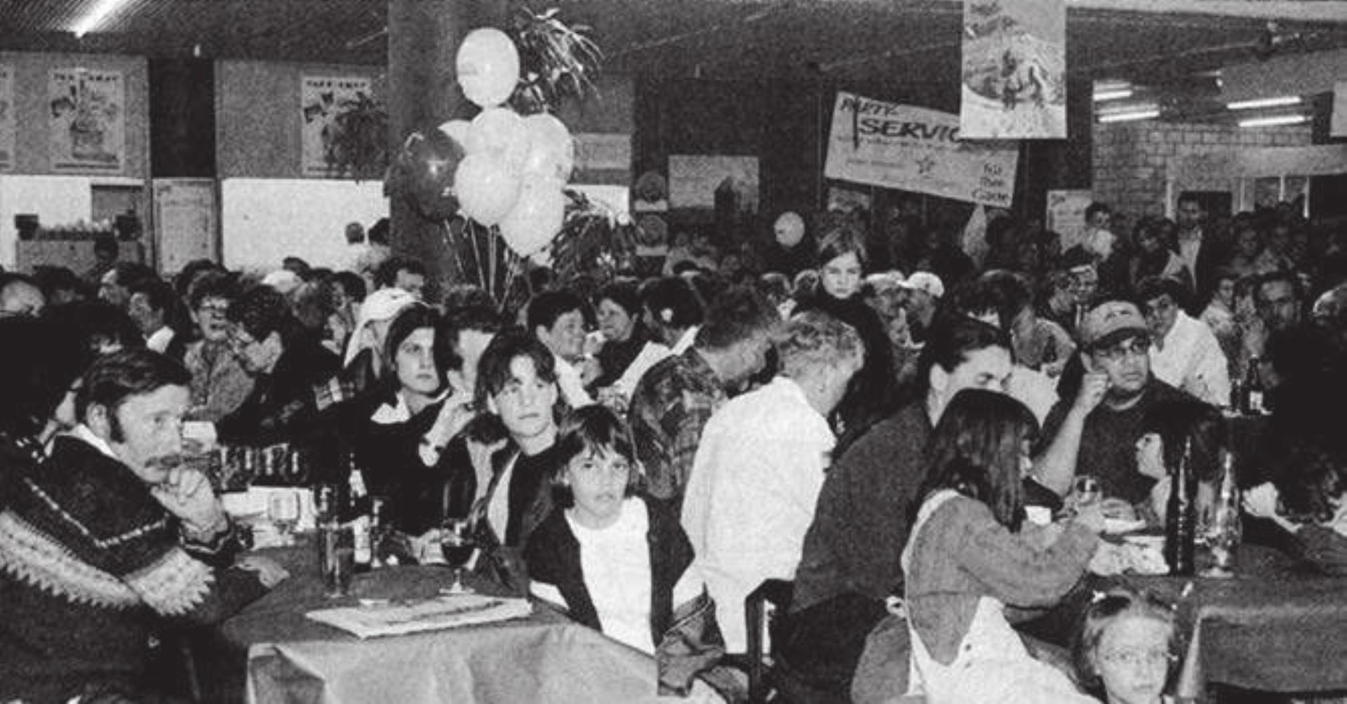 Der Andrang im Hauptrestaurant an der Mega 99 auf dem Mutschellen ist enorm. Bild: Archiv