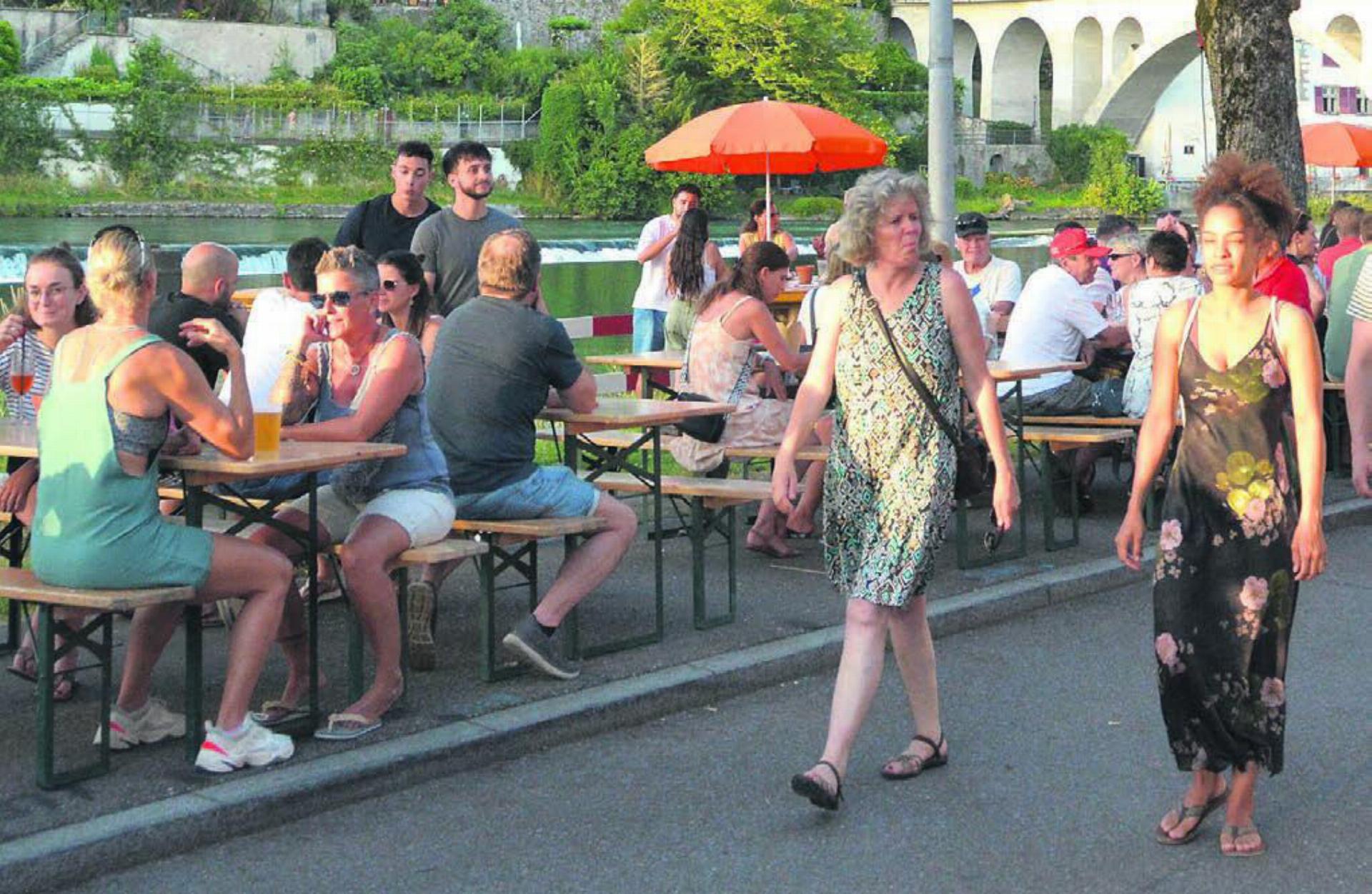 Das Reussfoodfestival sorgte am Mittwochabend für eine eindrückliche Atmosphäre. Bilder: Roger Wetli