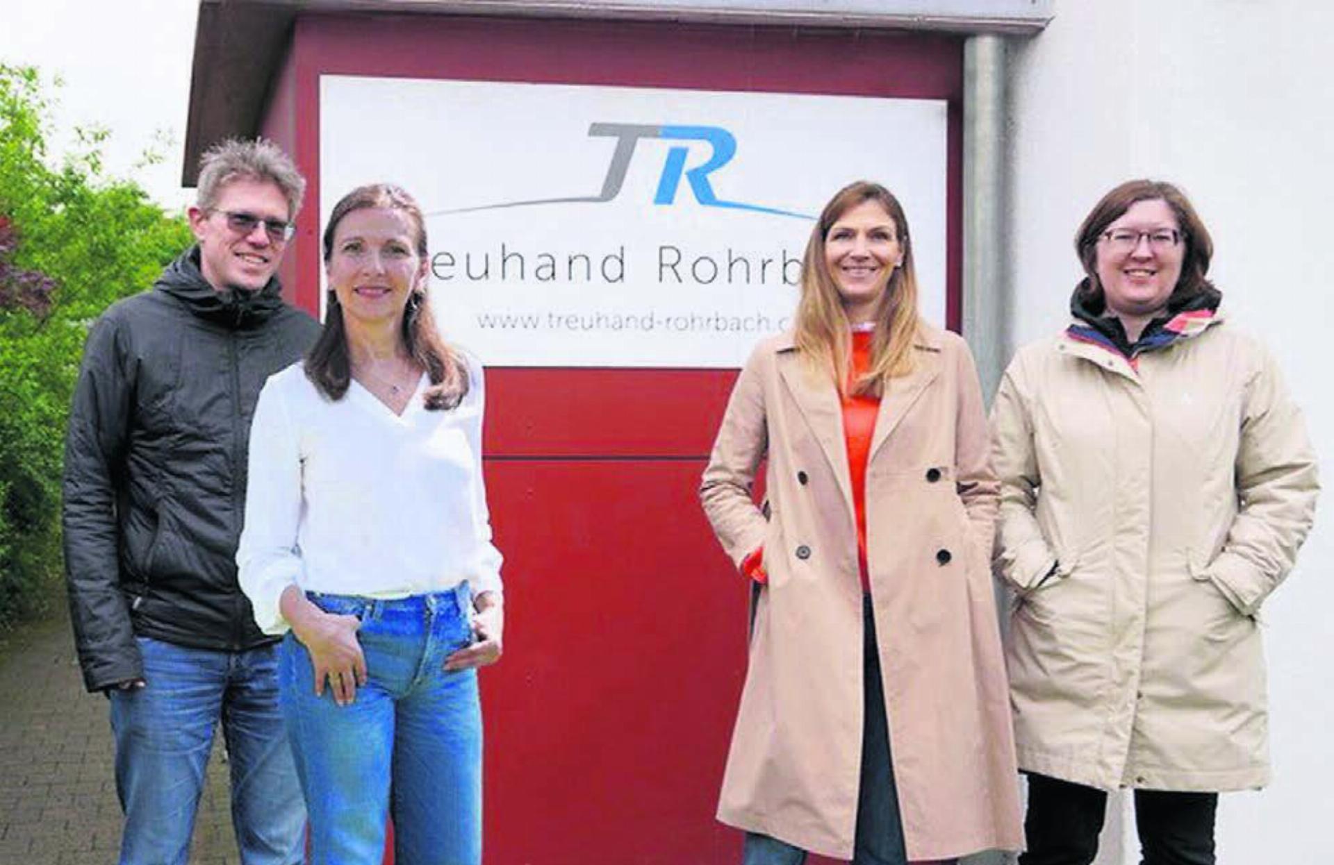 Kompetentes Viererteam (v. l.): Oliver Rohrbach, Radana Klonki-Jukic, Corinne Stutz, Daniela Stingelin. Bildkombi: Imageway/rts
