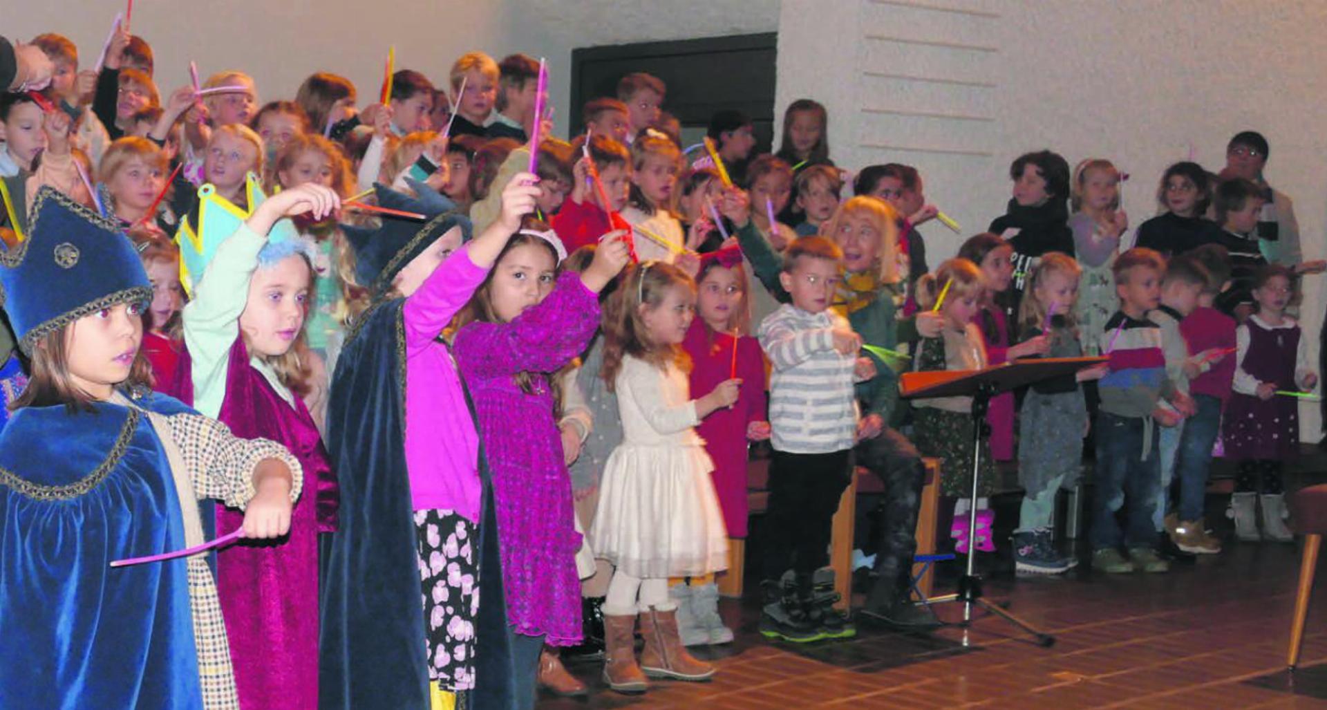 Die Kinder boten den Zuschauern ein engagiertes, emotionales Konzert. Bild: tre