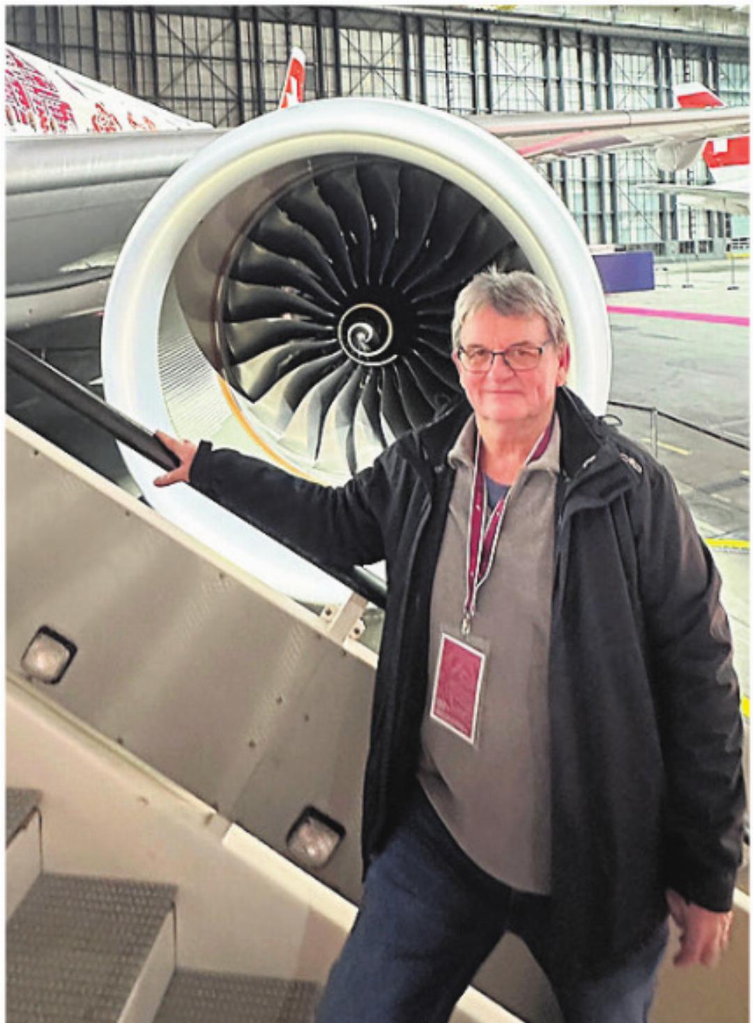 Bruno Nägeli durfte die A350 vorgängig in einem Hangar in Kloten besuchen. Bruno Nägeli durfte die A350 vorgängig in einem Hangar in Kloten besuchen.