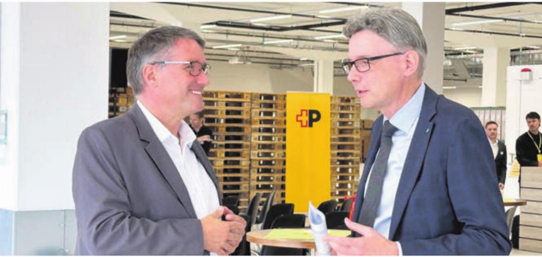 Christian Levrat (links), Verwaltungsratspräsident der Schweizerischen Post, und Dieter Egli, Volkswirtschaftsdirektor und Landammann des Kantons Aargau. Christian Levrat (links), Verwaltungsratspräsident der Schweizerischen Post, und Dieter Egli, Volkswirtschaftsdirektor und Landammann des Kantons Aargau.