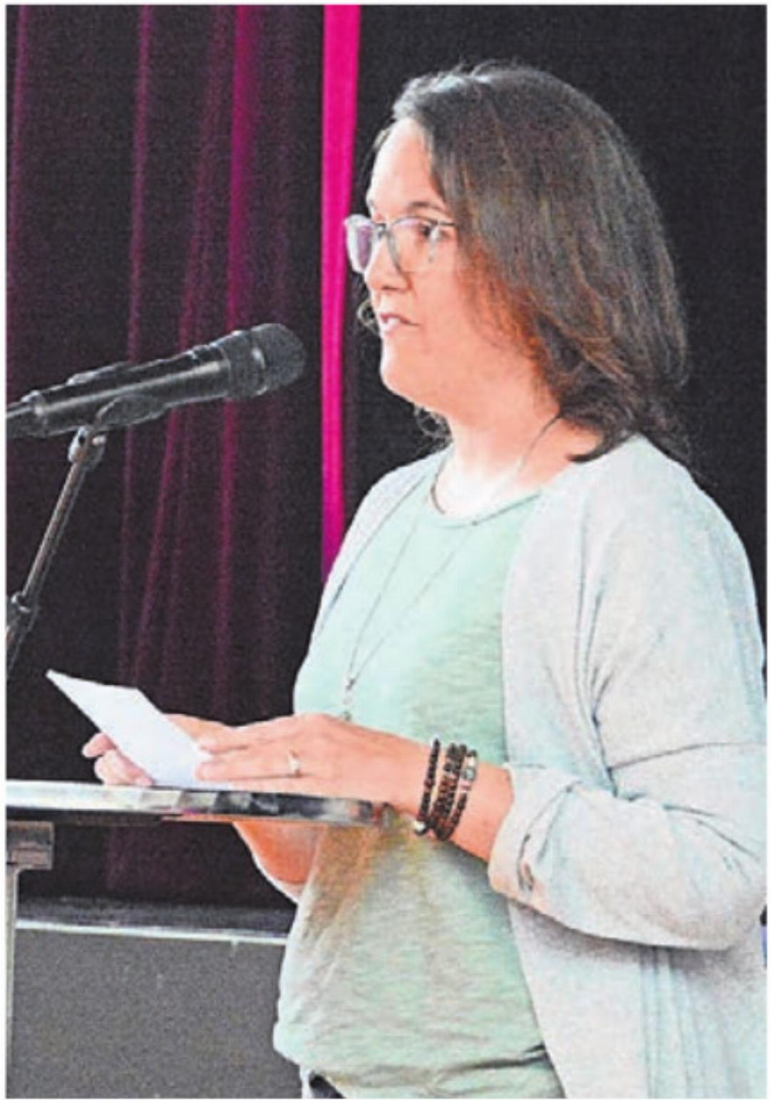 Doris Dubach aus Buttwil wollte schon immer einen ihrer Texte öffentlich vorlesen und bekam nun die Gelegenheit dazu. Doris Dubach aus Buttwil wollte schon immer einen ihrer Texte öffentlich vorlesen und bekam nun die Gelegenheit dazu.