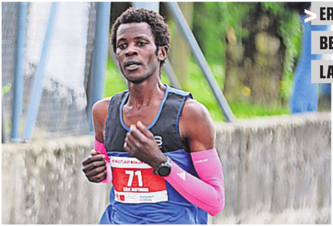 ERIC MUTHOMI RIUNGU (35)BERIKON / LA MUTSCHELLENLAUFENWenn er startet, gewinnt er auch meistens: Eric Muthomi Riungu dominiert die Schweizer Laufszene. Der Beriker gewinnt die Gesamtwertung des Zurilauf Cups, holt uber ein Dutzend Siege an diversen Laufevents darunter auch am Wohler Pfingstlauf. Am Zermatt Marathon landet er auf dem 3. Rang (in 3 Stunden und 25 Minuten). Am Zuri-Marathon wird er Funfter und ist mitten in der Weltspitze. ERIC MUTHOMI RIUNGU (35)BERIKON / LA MUTSCHELLENLAUFENWenn er startet, gewinnt er auch meistens: Eric Muthomi Riungu dominiert die Schweizer Laufszene. Der Beriker gewinnt die Gesamtwertung des Zurilauf Cups, holt uber ein Dutzend Siege an diversen Laufevents darunter auch am Wohler Pfingstlauf. Am Zermatt Marathon landet er auf dem 3. Rang (in 3 Stunden und 25 Minuten). Am Zuri-Marathon wird er Funfter und ist mitten in der Weltspitze.