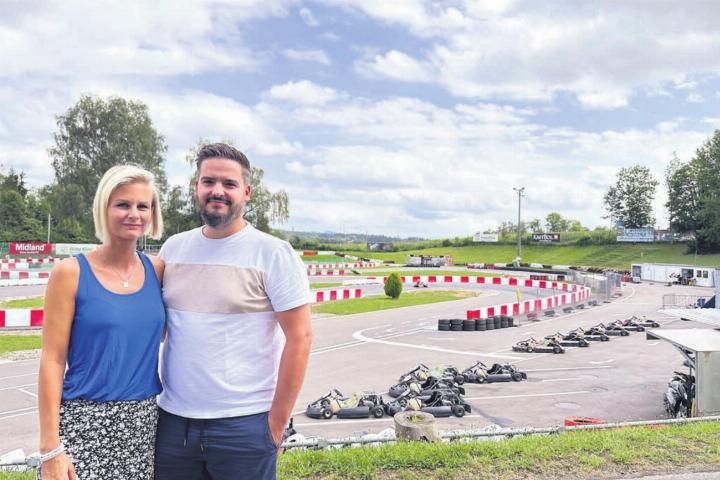 «Ich sehe ihn auf der Piste in Wohlen immer noch rumfahren». Die Eltern Jennifer und Daniele Epifanio. Bilder: Stefan Sprenger / zg