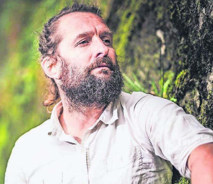Shem Thomas macht auf seiner Abschlusstour halt in Oberwil-Lieli. Bild: zg