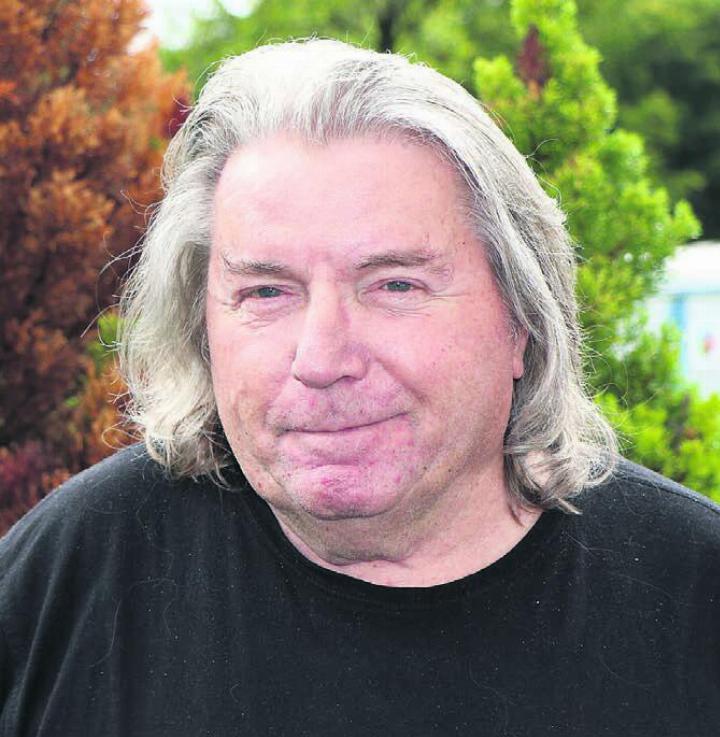 Jakob Schwitter, genannt «Köbi, die Lunge», lebte lange Zeit im Freiamt. Heute ist er 70 Jahre alt und im Fricktal zu Hause. Das Bild stammt aus dem Jahr 2022. Bild: Paul Roppen