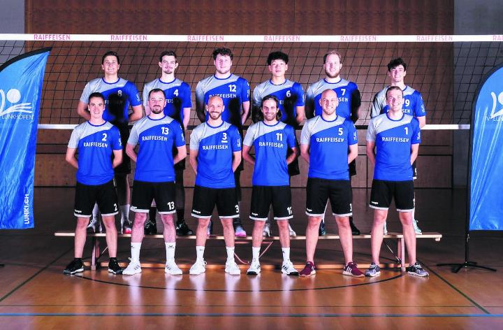 Der TV Lunkhofen in der kommenden Saison: Florin Meister, Simon Sieroka, Manuel Kaufmann, Leo Rottenschweiler, Florian Kaufmann, Nico Staufer. Unten von links: Simeon Fuchs, Goran Pantic, Kay Baumgartner, Dominik Frei, Yves Baumgartner, Joel Koch. Es fehlt: Joaquin Jacob. Bild: zg