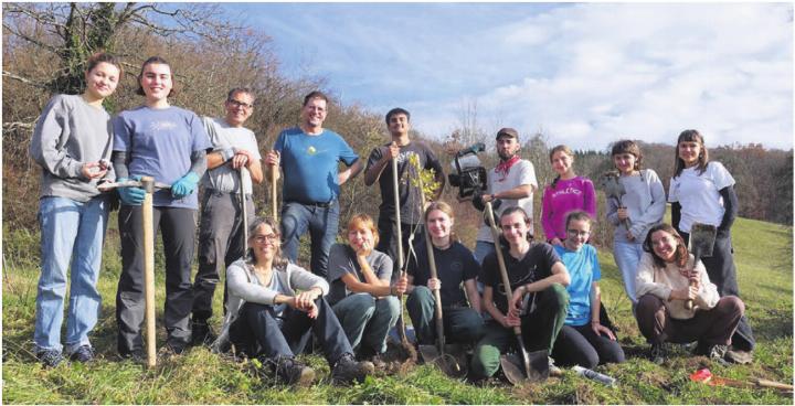Alle Beteiligten waren sichtlich stolz auf ihre geleistete Arbeit. Bild: zg