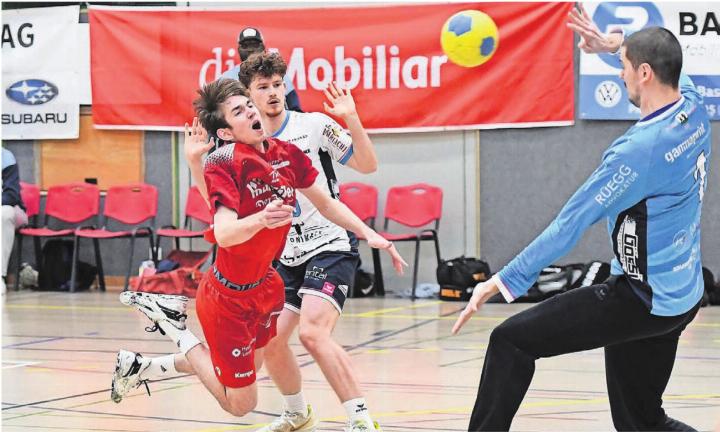 Muri (Mirco Külling, drei Tore) hebt ab. Die Aufstiegsspiele sind nach dem vergangenen Wochenende ein Stück nähergerückt. 
Bild: tvm