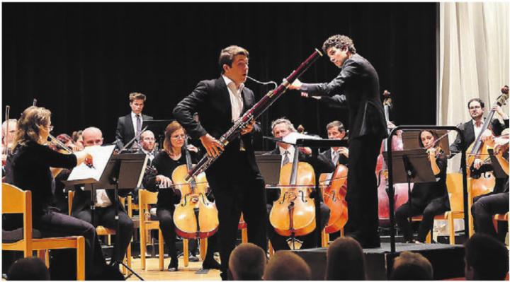 Damit Talente wie Enrico Brassi, hier bei seiner Teilnahme 2023, sich auf ihren Auftritt konzentrieren können, werden Gastfamilien gesucht. Bild: zg