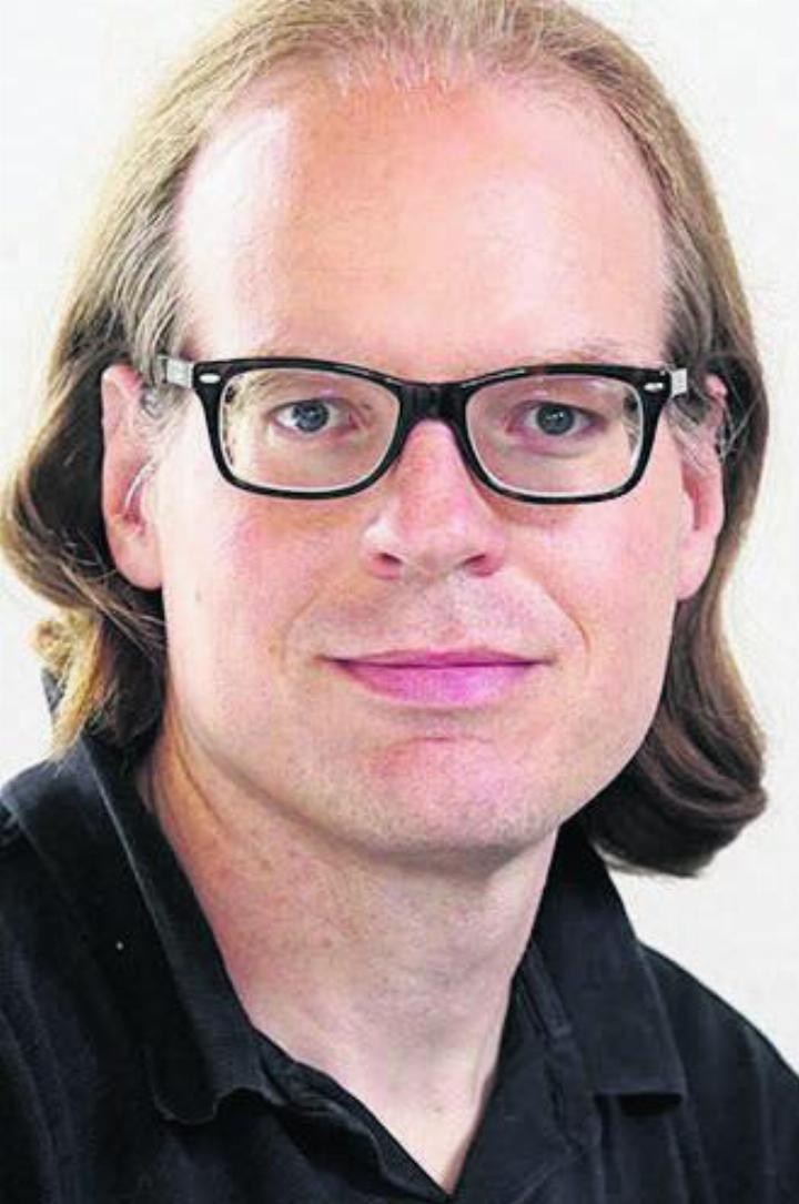 Roger Wetli,Redaktor.