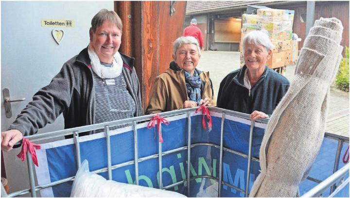Sie engagieren sich sehr stark für den Verein «Rumänienhilfe Spiez»: (v. l.) Vizepräsident Barbara Siegrist, Kassiererin Christine Lüscher und Präsidentin Margrit Keller-Schild. Bilder: Roger Wetli Sie engagieren sich sehr stark für den Verein «Rumänienhilfe Spiez»: (v. l.) Vizepräsident Barbara Siegrist, Kassiererin Christine Lüscher und Präsidentin Margrit Keller-Schild. Bilder: Roger Wetli