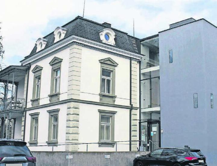 Die Bibliothek wird nicht ins reformierte Kirchgemeindehaus ziehen. Die Verhandlungen zwischen Kirche und Gemeinde wurden abgebrochen. Bild: Archiv
