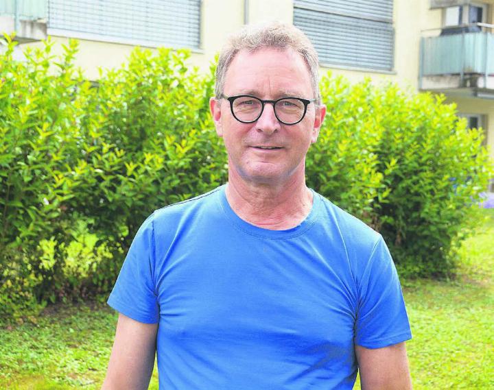 Für den Künter Gemeindeammann Daniel Schüepp dürfte es manchmal etwas schneller gehen. Er ist aber froh, dass am Reusssteg überhaupt weitergeplant werden darf. Bild: Roger Wetli