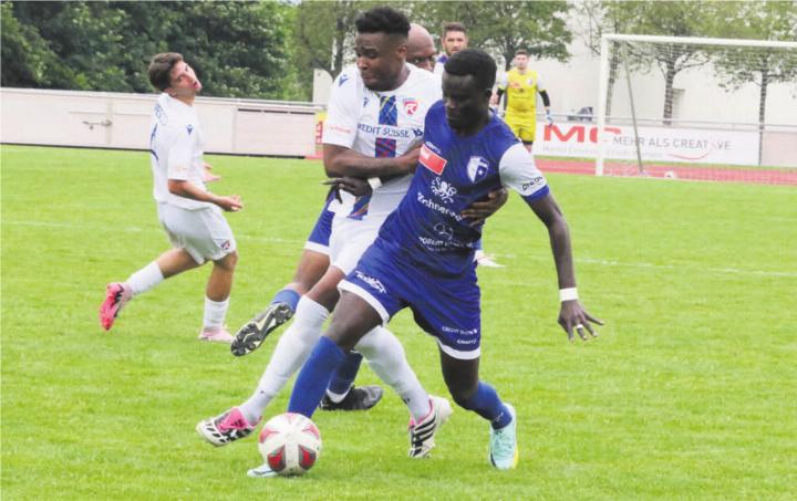 Ex-FCZ- und Schaffhausen-Profi Sangoné Sarr (rechts) hat für den FC Wohlen am Axa-Cup seine Qualität unter Beweis gestellt. Bilder: Josip Lasic