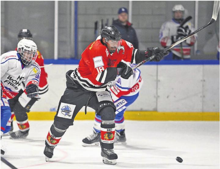 Im Derby zitterte der Stock, weil er im Babyglück ist. Mittlerweile ist Patrick Bula wieder der Alte und voller Tatendrang. Bild: awa Im Derby zitterte der Stock, weil er im Babyglück ist. Mittlerweile ist Patrick Bula wieder der Alte und voller Tatendrang. Bild: awa